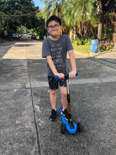 Load image into Gallery viewer, Chaser 6+ Folding Kids Kick Scooter-Blue