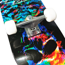 Load image into Gallery viewer, Chaser 31&quot; Wooden Maple Skateboard (E124)- No Fear